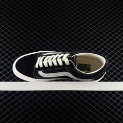 Old Skool Shoe Black & White