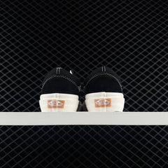Old Skool Shoe Black & White